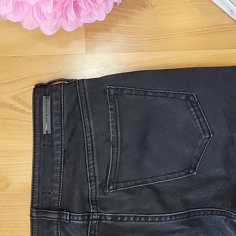 Pilcro for Anthropologie High-Rise Denim Legging in Washed Black - Picture 11 of 12